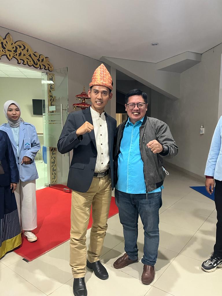Foto: Ketum DPP KNPI Dr. Ilyas Indra bersama Deputi Pengembangan Pemuda Kemenpora dan Tokoh Lainnya Menjadi Pembicara Pertemuan DEMA Fakultas Syariah dan Hukum Se-Indonesia di UIN Raden Fatah Palembang