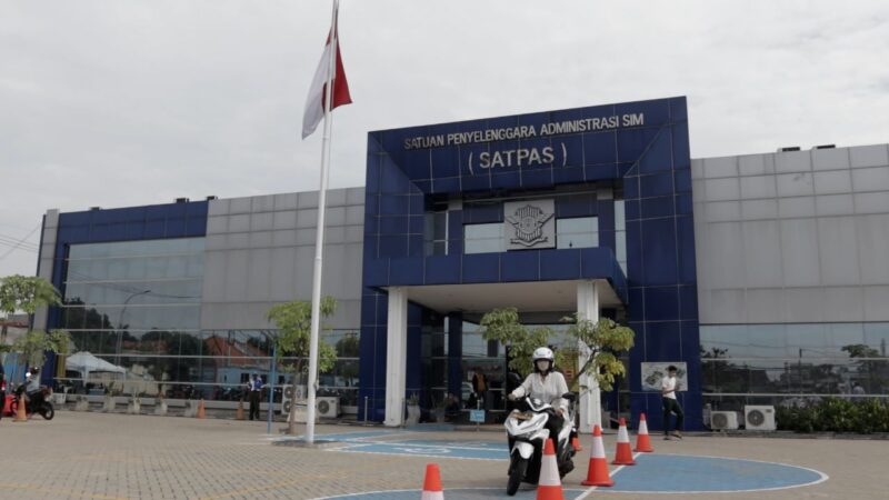 Foto: Program Sim Cak Tejo Goes to Corporation Bersama Satlantas Polrestabes Surabaya dan PT. Jawa Pos Group