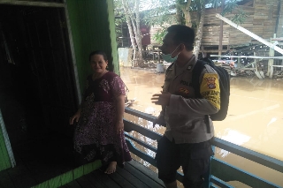 Bhabinkamtibmas Kelurahan Pahandut Seberang Sambang Warga Binaan, Ini Tujuannya