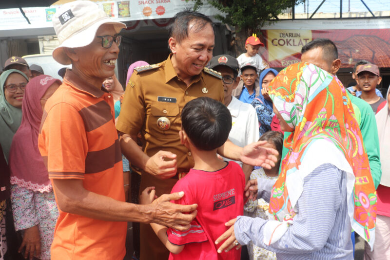 Masyarakat Antusias Sambut Jokowi Di Brebes