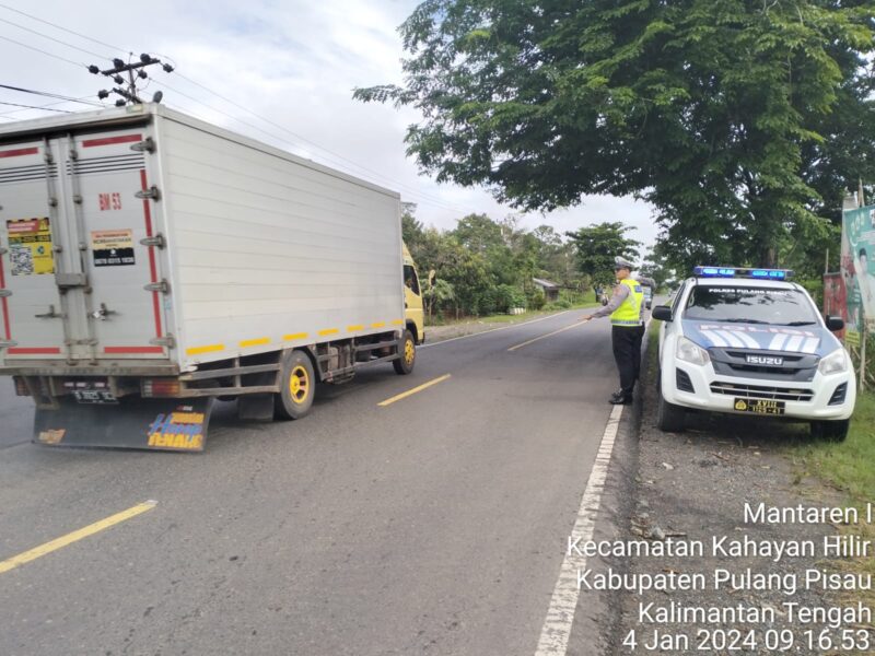 Cegah Lakalantas, Personil Satlantas Polres Pulang Pisau Patroli Daerah Rawan Laka