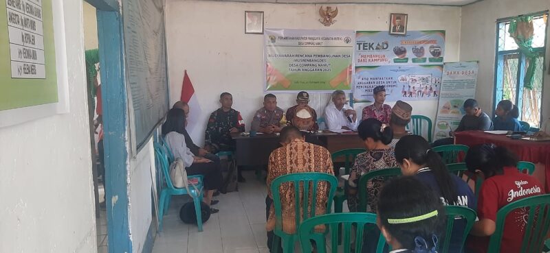 Babinsa Koramil 1612-01/Ruteng Mendukung Musrembang RKPDes dan Rembuk Stunting di Desa Compang Namut