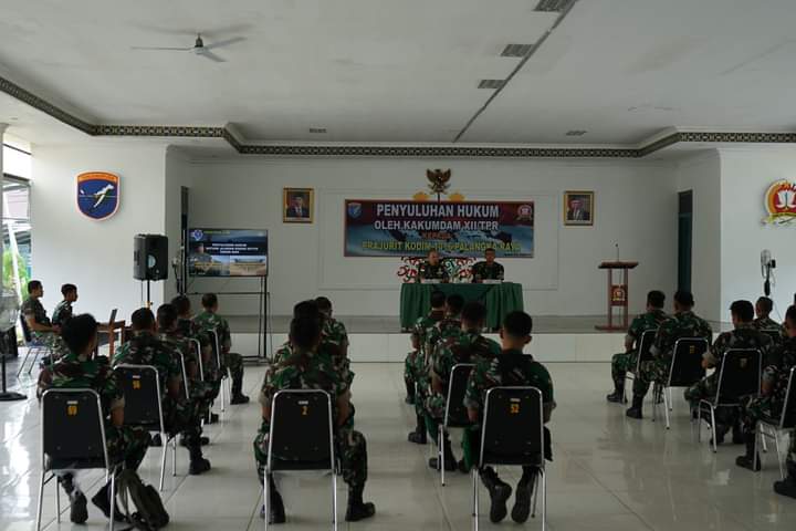 Tingkatkan Kesadaran Hukum Prajurit Kodim 1016 Palangka Raya Terima Penyuluhan Hukum Dari Kakumdam XII