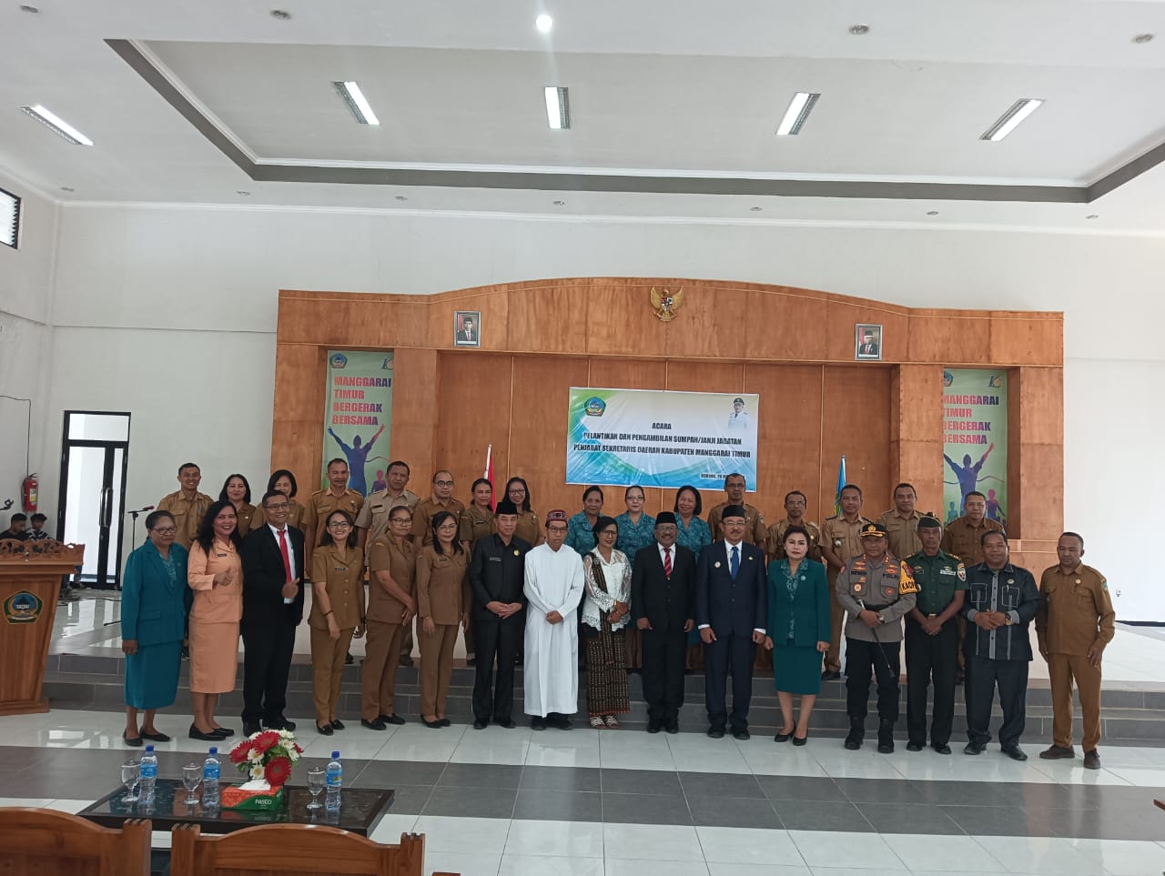 Danramil 1612-04/Borong Hadiri Pelantikan Sekda Kab Manggarai