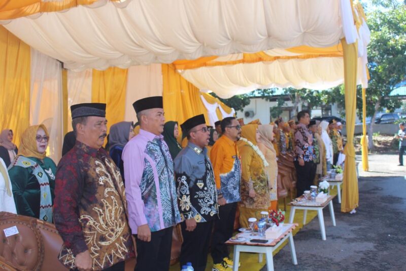 Personel Kodim 1009/Tanah Laut Hadiri Peringatan Hari Kartini Ke 145 Kabupaten Tanah Laut Tahun 2024