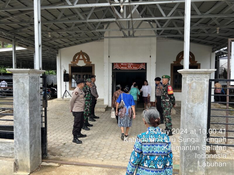 Pengamanan Gereja Oleh TNI-Polri Untuk Memberikan Rasa Aman Dan Nyaman Umat Nasrani Beribadah