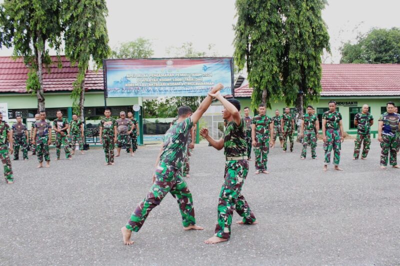 Prajurit Kodim 1008/Tabalong Tingkatkan Kemampuan Beladiri Taktis