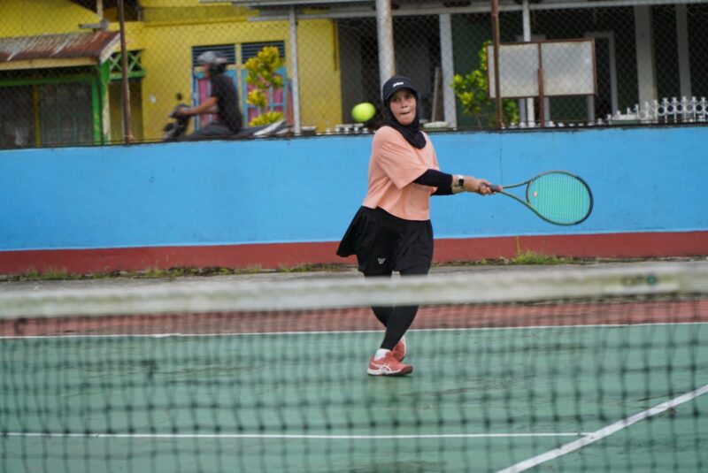 Bantilan Tenis Club Dandim 1208/Sambas Membuka Dan Menjadi Peserta Dalam Pertandingan Persahabatan