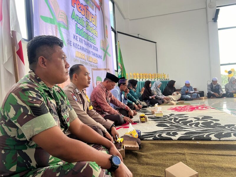 Personel Kodim 1009/Tanah Laut Hadiri Pembukaan Festival Anak Soleh Ke XII Tahun 2024 Se Kecamatan Takisung