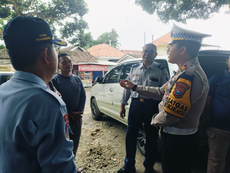 Polres Probolinggo Gelar Ramp Check Bus Pariwisata Minimalisir Kecelakaan