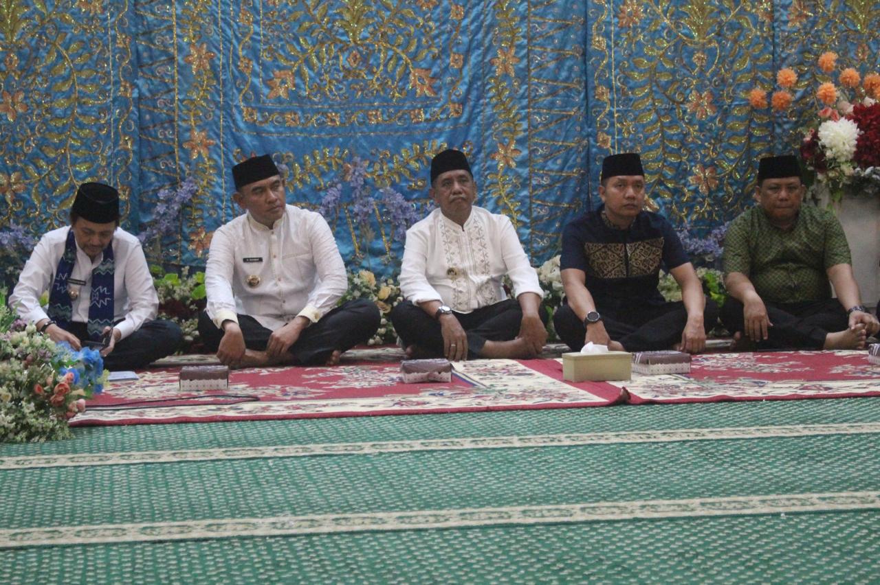 Dandim 1009/Tla Mengikuti Safari Ramadhan Wakil Gubernur Kalimantan Selatan Di Wilayah Kabupaten Tanah Laut
