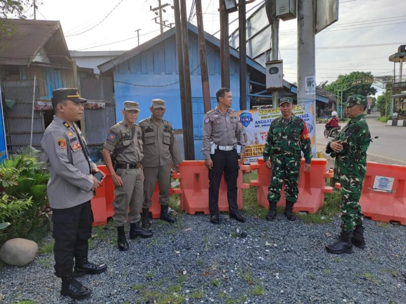 Sinergitas TNI-Polri Kodim 1009/Tanah Laut Kerahkan Personel Guna Sukseskan Operasi Ketupat Intan 2025