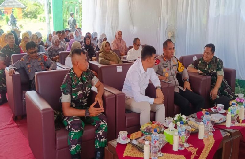 Dandim 0808 Bersama Forkopimda Ikuti Panen Raya Serentak Dan Zoom Meeting Bersama Para Petani Di Blitar