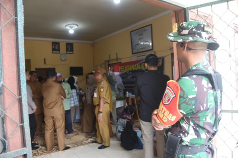 Tingkatkan Kualitas Hidup, TMMD HST Gandeng BKKBN Gelar Pelayanan KB