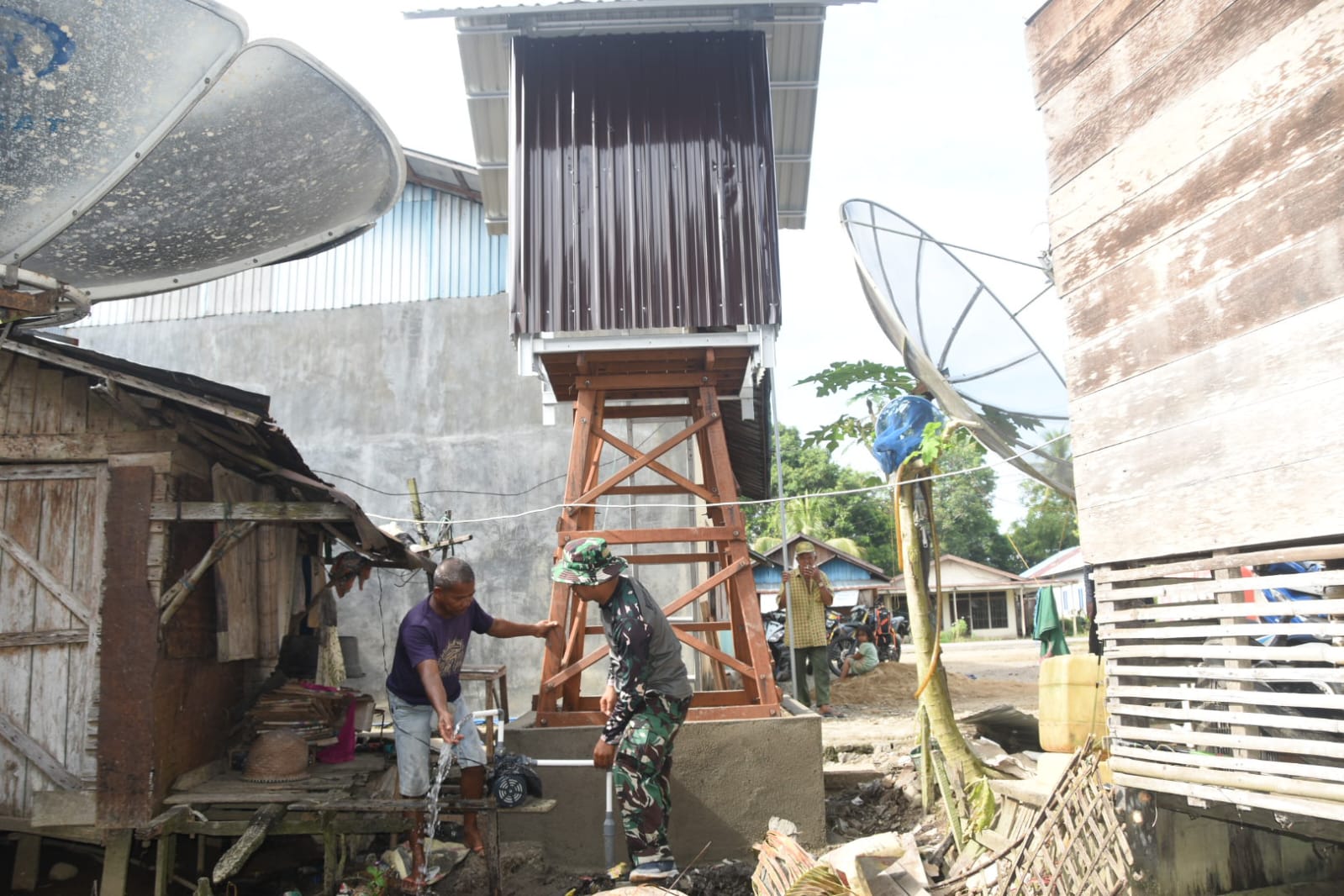 Program Unggulan KASAD, TNI Manunggal Air Bersih di TMMD ke-124 Kodim 1002/HST Terus Dikebut