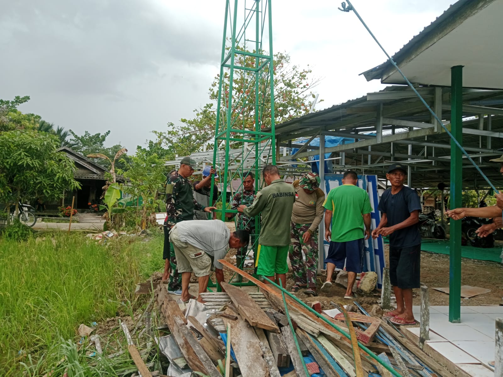 Jelang Penutupan TMMD ke-124 Kodim 1002/HST, Rehab Langgar Darussalam Dikebut
