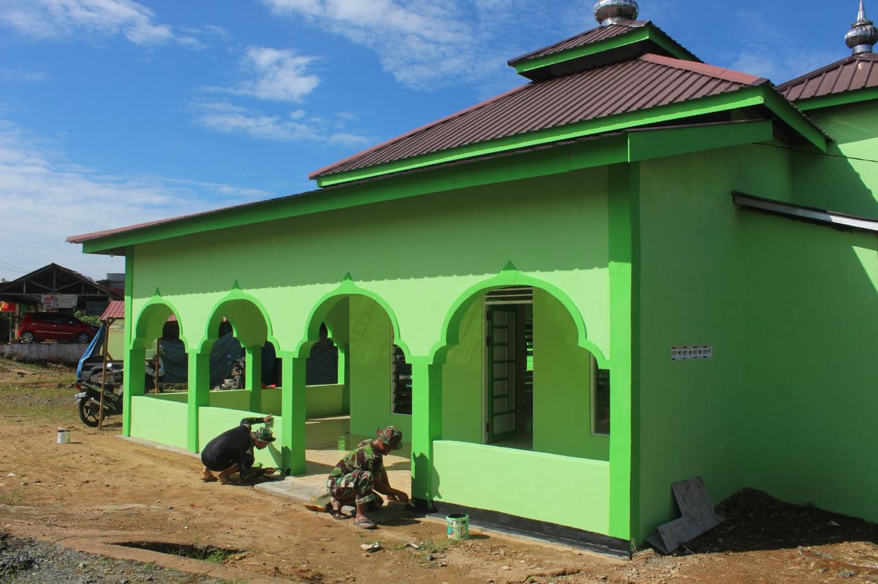 Mendekati Penutupan TMMD Kodim 1009/Tla Pembangunan Sarana MCK Mushola Darul Huda Tahap Finishing