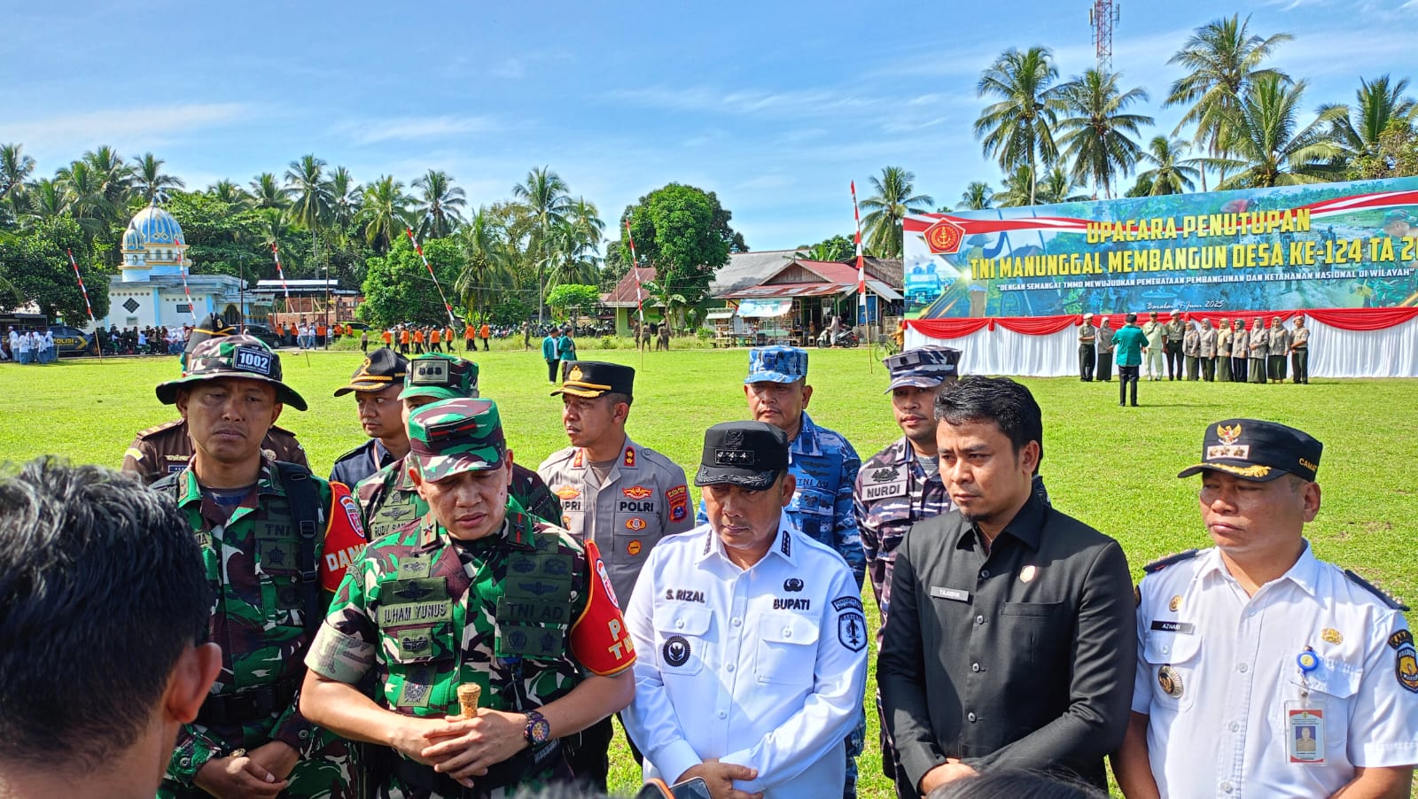 Danrem 101/Antasari Apresiasi Penyelenggaraan TMMD ke-124 di HST