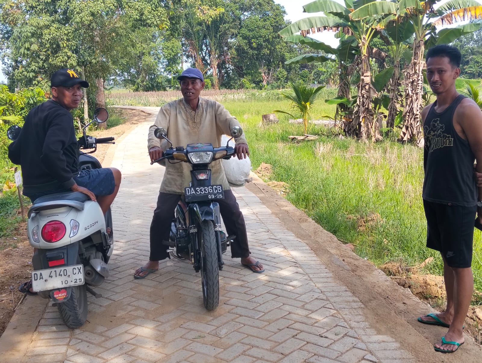 Jalan Sepanjang 1030 Meter Hasil TMMD Kodim 1002/HST Permudah Akses Warga Pengambau Hilir Luar ke Kebun dan Ladang