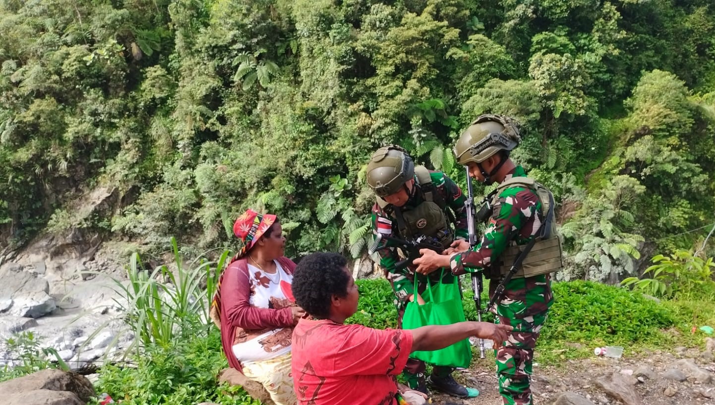 Gali Aspirasi Masyarakat, Satgas Yonif 6 11/Awang Long Melaksanakan Komunikasi Sosial Masyarakat Tembagapura