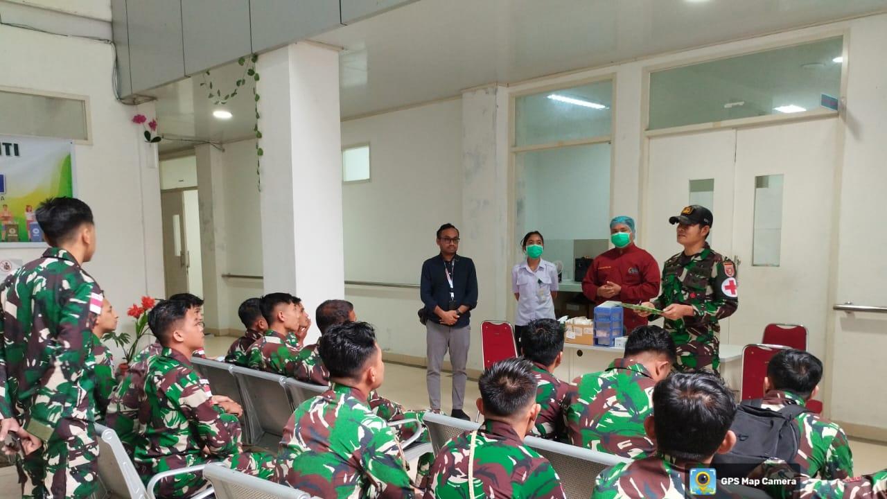 Peduli Kesehatan, Personel Satgas Yonif 611/Awl Cek Kesehatan