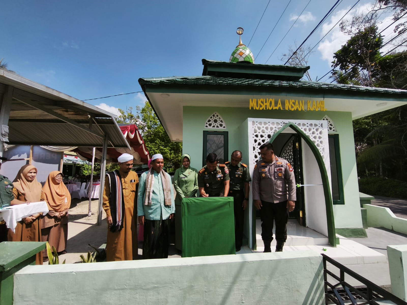 Mushola Insan Kamil Koramil Batang Alai Utara Diresmikan, TNI dan Warga Semakin Dekat