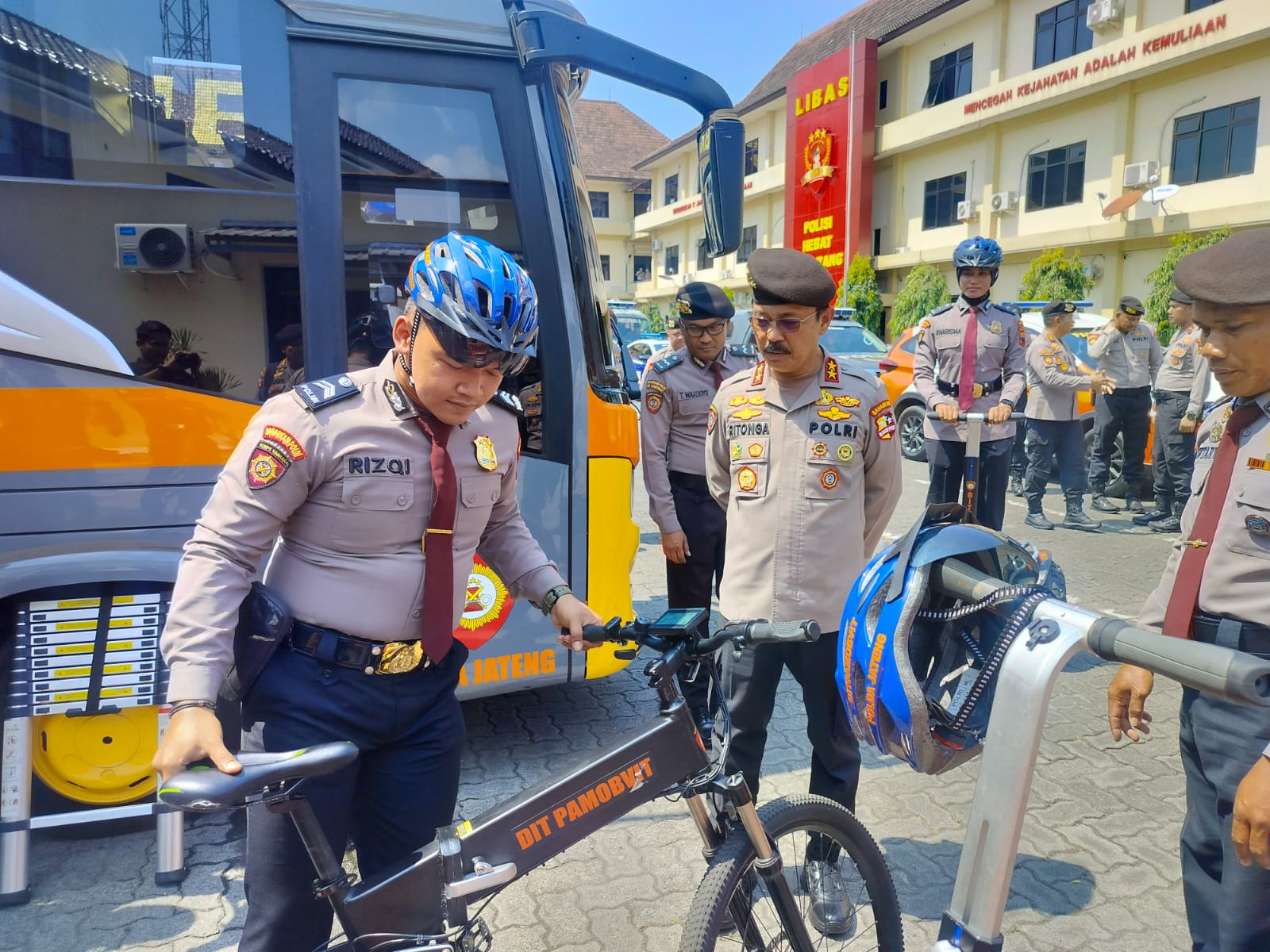 Tim Supervisi Baharkam Polri Tinjau Alutsista dan Kesiapan Sabhara di Jawa Tengah