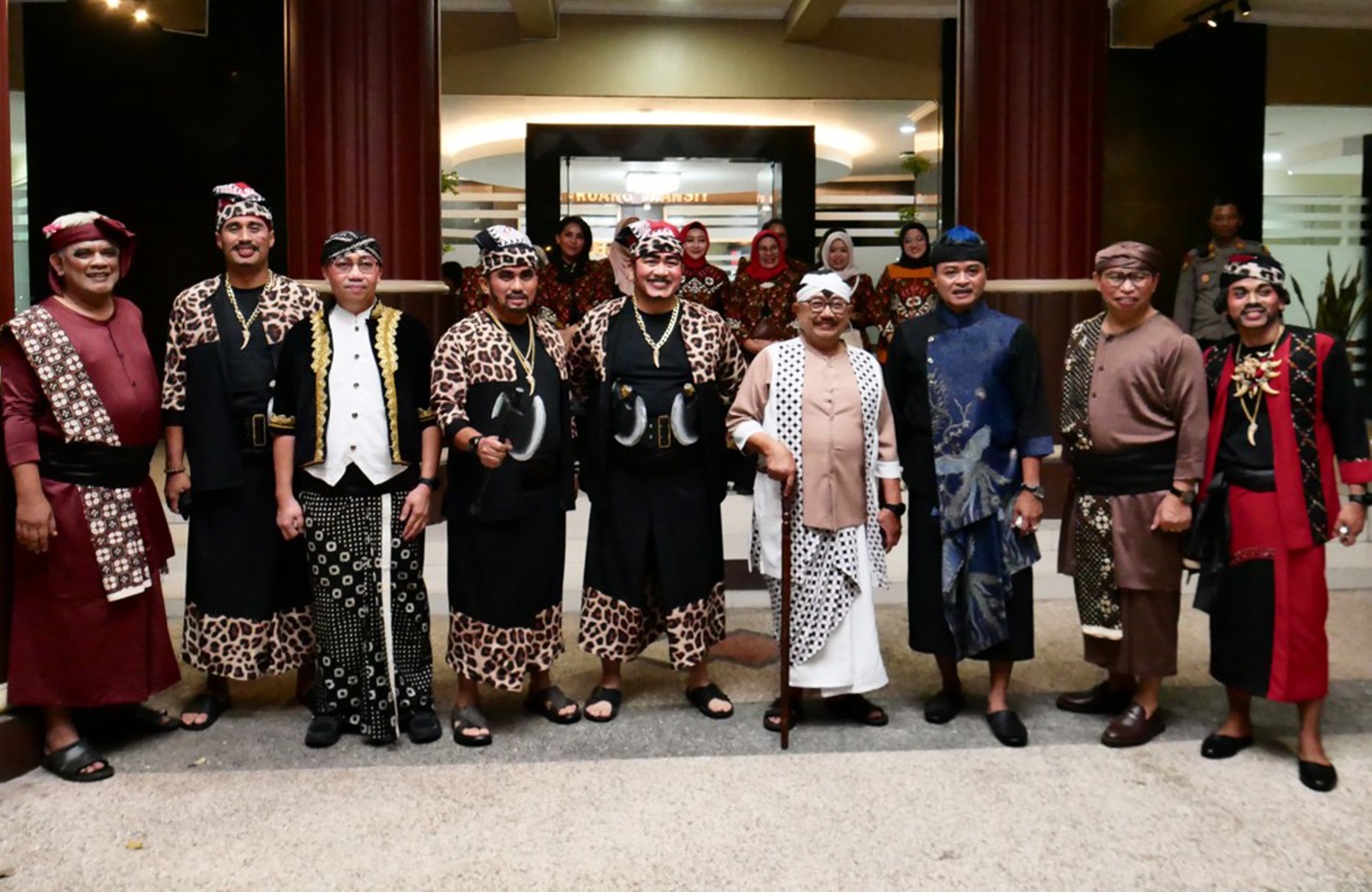 Dandim 0808 Bersama Forkopimda Semarakkan Hari Jadi Blitar Dalam Dramasoka “Pendekar Caping Gunung”