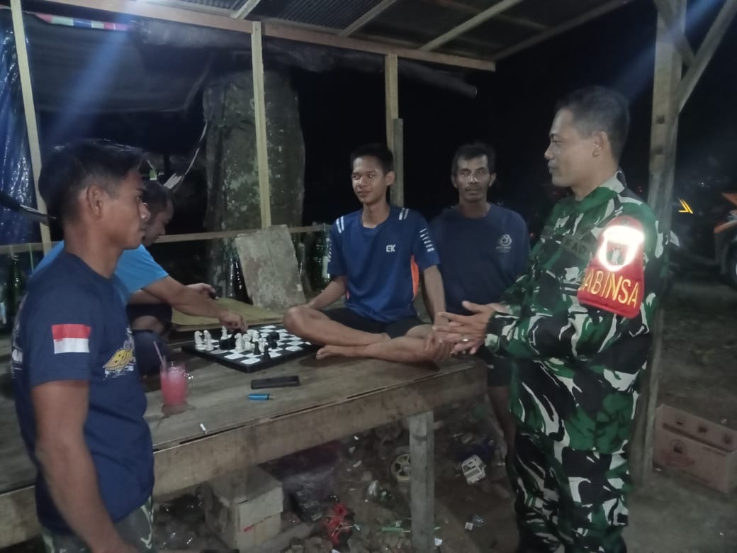 Sinergi TNI dan Masyarakat, Poskamling Jadi Garda Terdepan Keamanan Desa Jaro