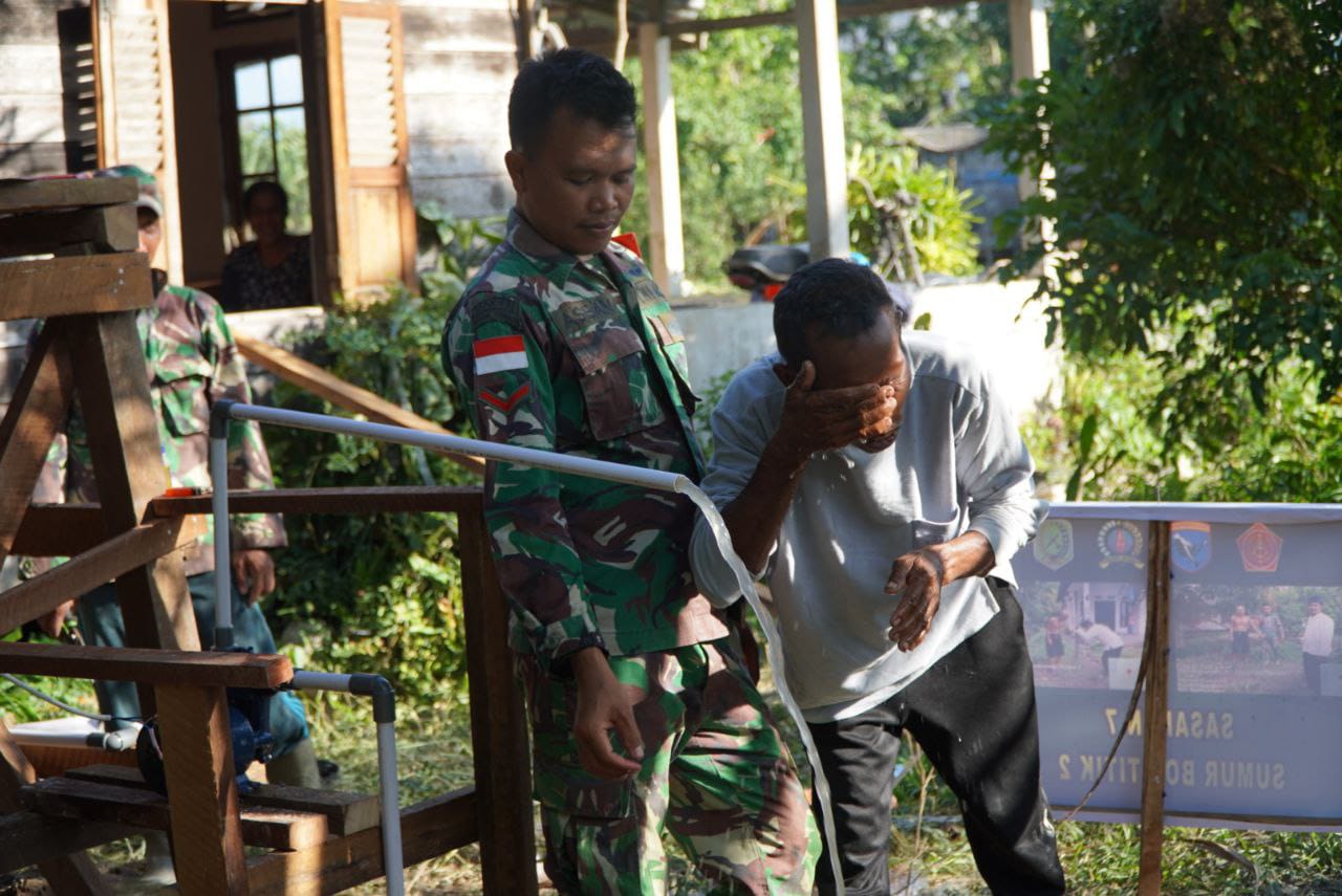 Warga Rasakan Manfaat Sumur Bor Hasil TMMD ke-126 Kodim 1208/Sambas