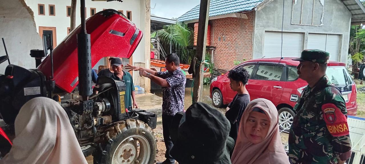 Babinsa Kodim 1009/TLA Lakukan Pengecekan Berkala Alsintan Brigade Pangan Demi Dukung Ketahanan Pangan Daerah
