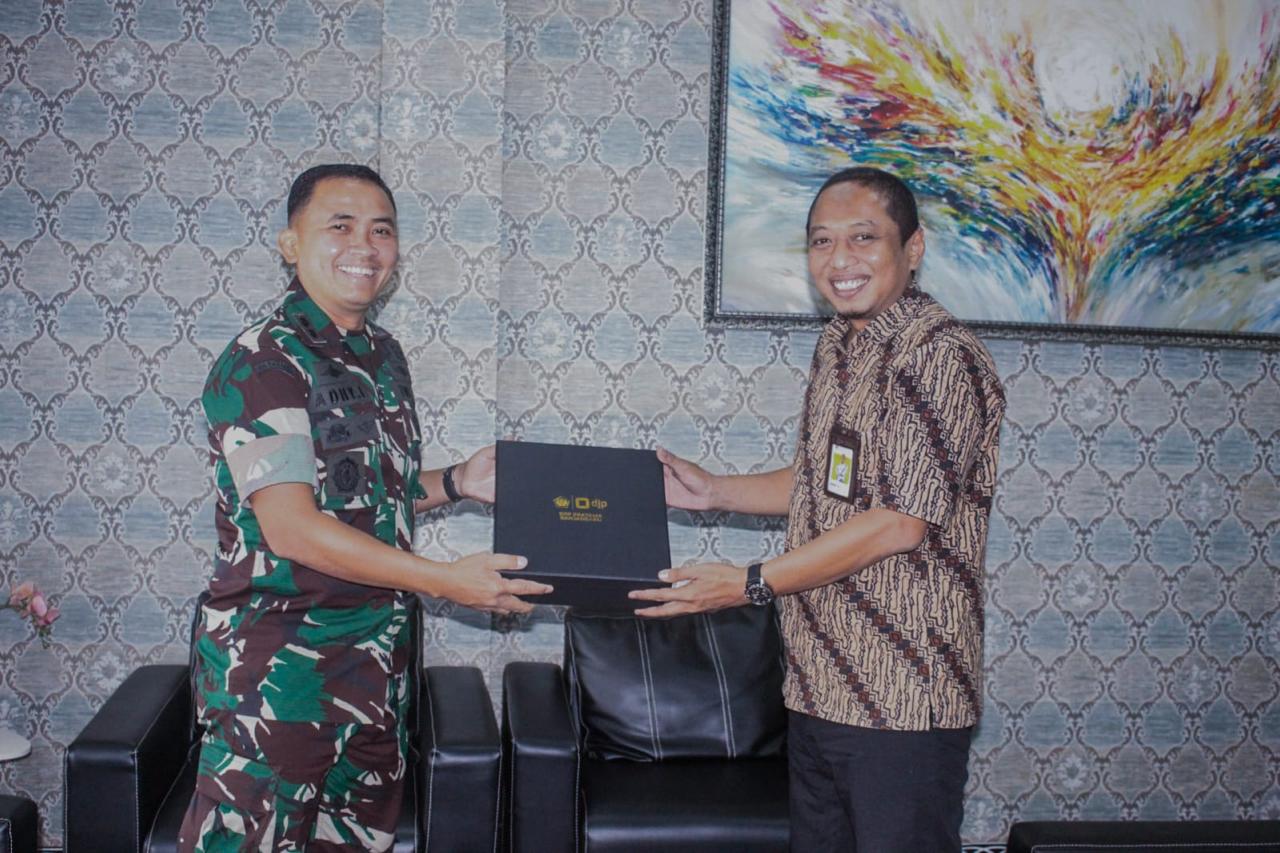 Dandim 1009/Tla Menerima Kunjungan Kerja Kepala KPP Pratama Banjarbaru Beserta Rombongan