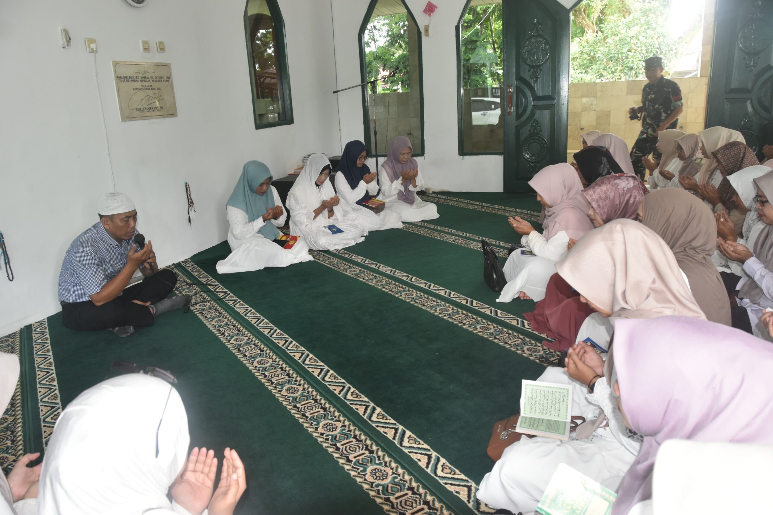 Persit KCK Cabang XXV Kodim 1002 Gelar Doa Bersama untuk Korban Bencana Alam di Sumatera