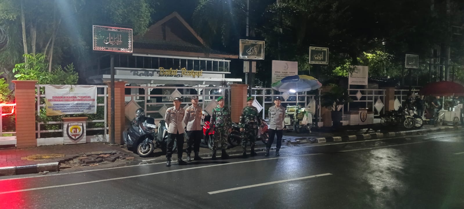 Ciptakan Kamtibmas Kondusif, Aparat Gabungan Amankan Pawai Takbiran