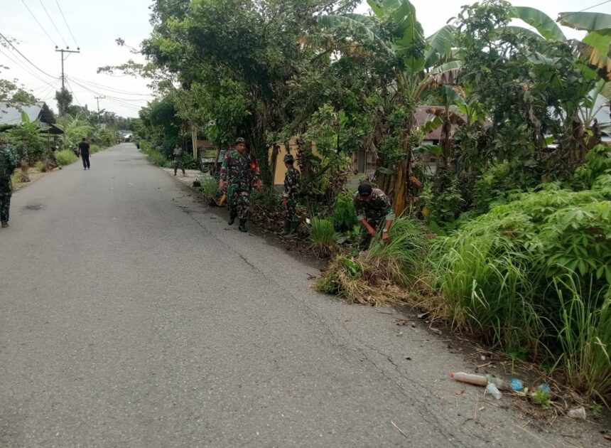 Sinergi TNI dan Warga, Lingkungan Desa Haruyan Kini Lebih Bersih