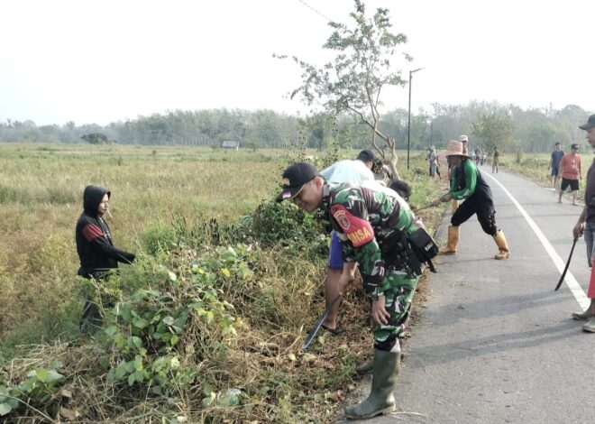 Babinsa Koramil 1002-01/BAS Ajak Warga Tingkatkan Kepedulian Lingkungan Lewat Gotong Royong