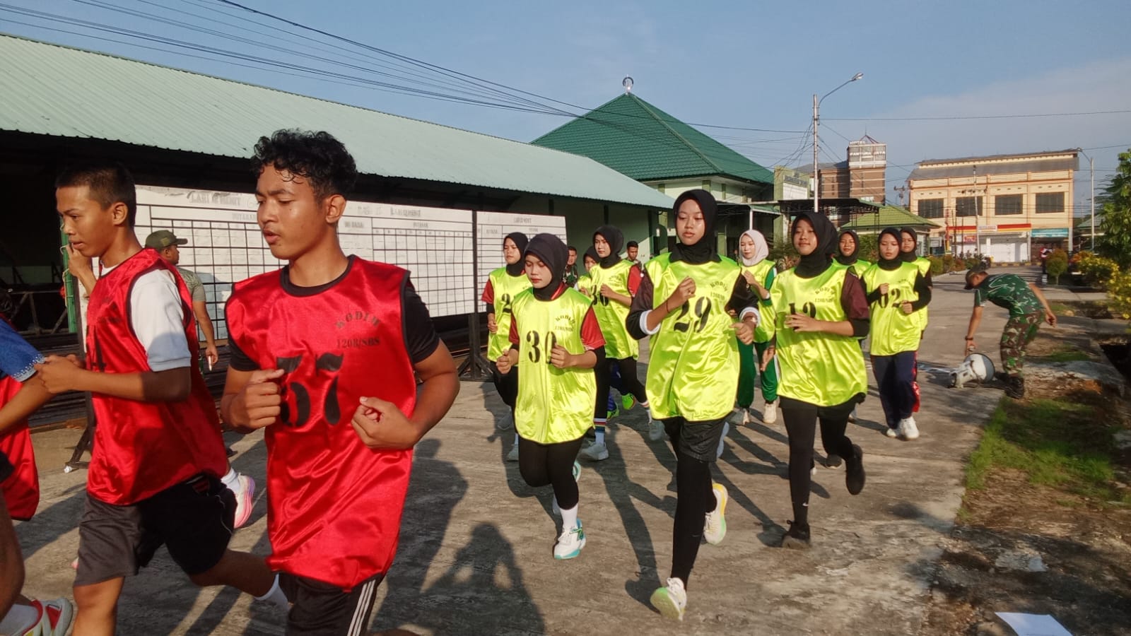 Kodim 1208/Sambas Gelar Tes Kesegaran Jasmani bagi Calon Paskibraka Tahun 2026