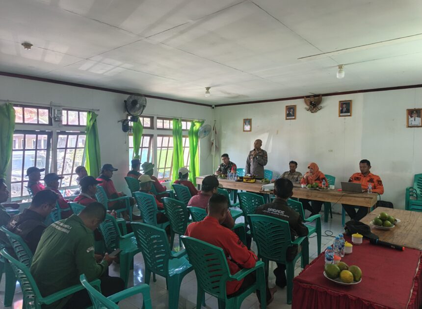 Cegah Pergaulan Bebas, Danpos Koramil 07/Teluk Keramat Hadiri Kegiatan Sosialisasi Pencegahan Kenakalan Remaja di Sekolah 