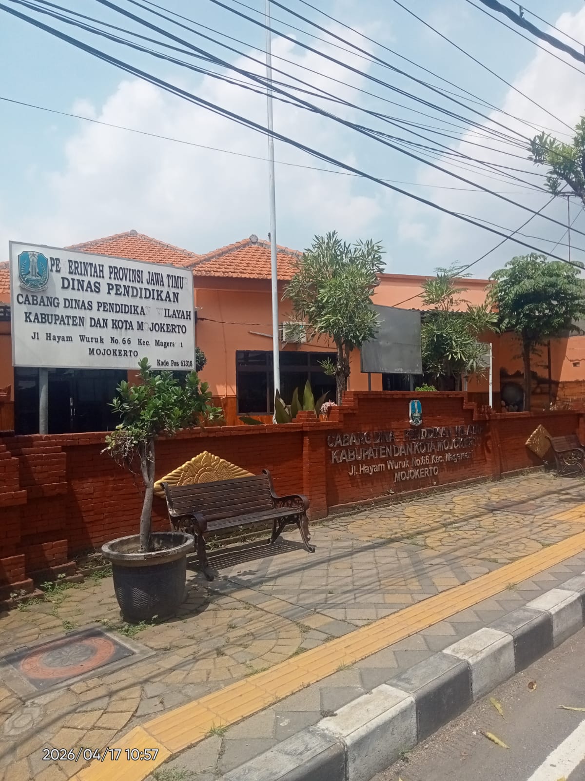 Memilih Bungkam, Kacabdindik Kabupaten Mojokerto Dinilai Melanggar Sumpah Jabatannya Sendiri Dalam Hal Pelayanan