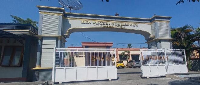 Pungli Dan Dugaan Mark Up Di SMAN 3 Lamongan Disorot, Kepala Sekolah Memilih Diam