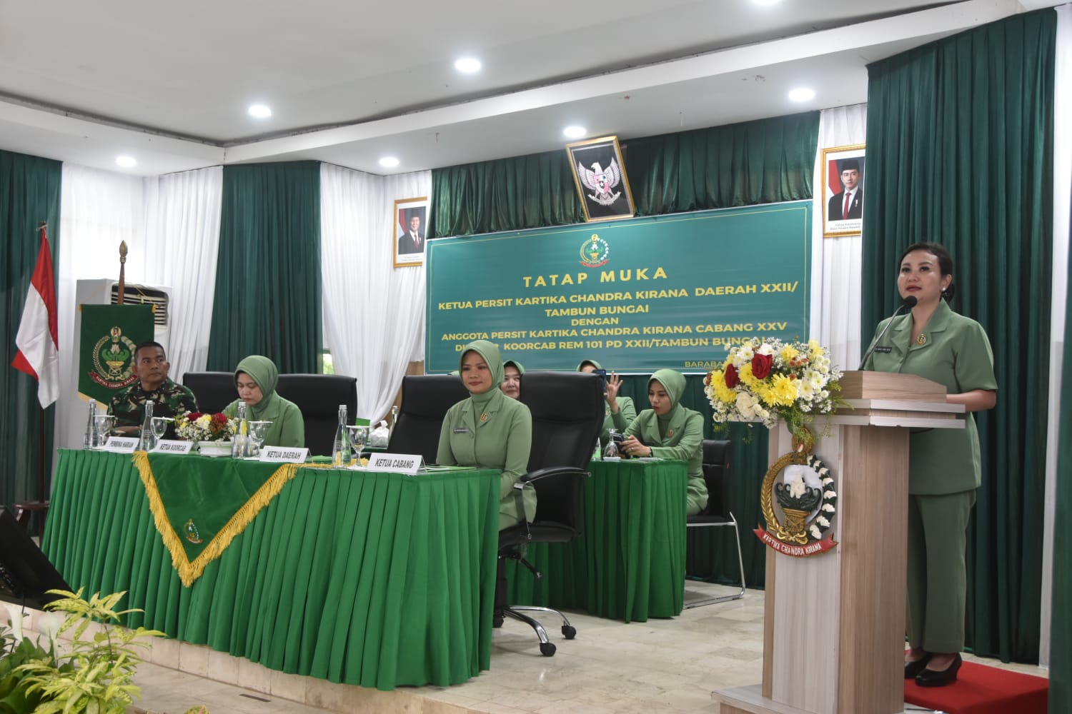 Kunjungan Kerja di Barabai, Ketua Persit Dorong Persit Bijak Bermedia Sosial