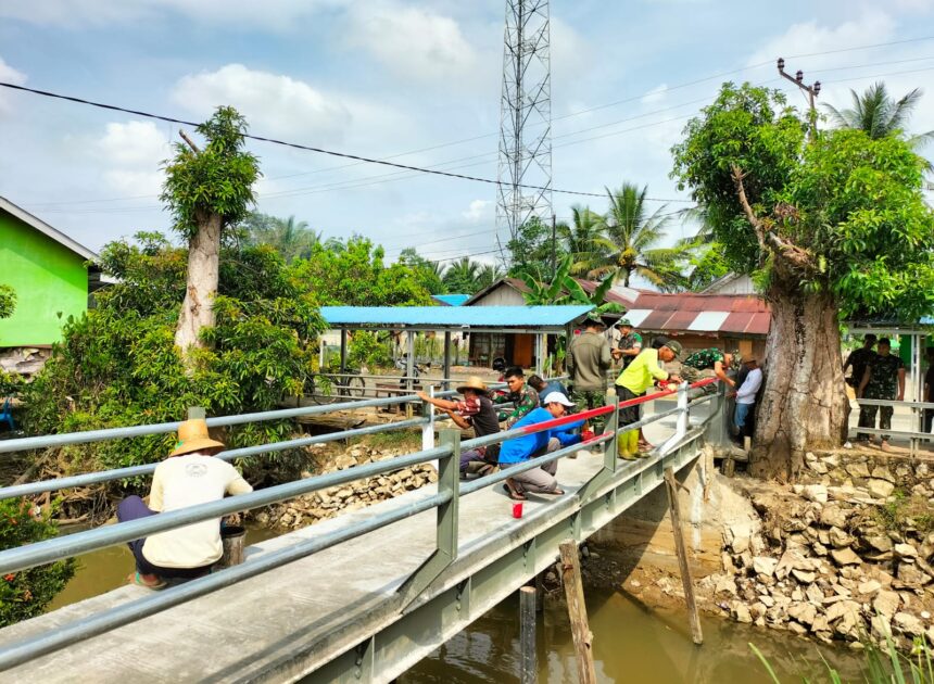 Jembatan Garuda Masuki Tahap Akhir, Pagar Dicat Secara Gotong Royong