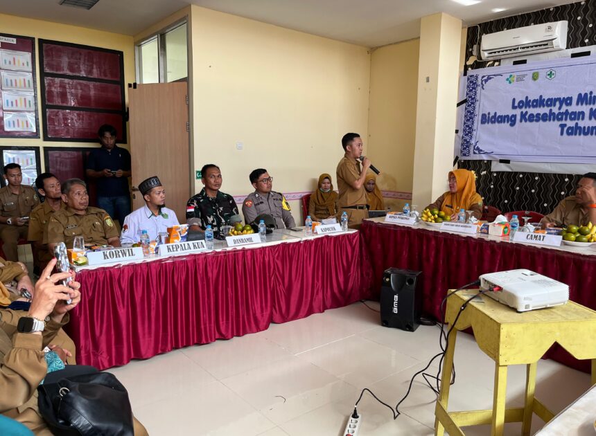 Tingkatkan Koordinasi Bidang Kesehatan, Babinsa Koramil 05/Pemangkat Hadiri Lokakarya Mini