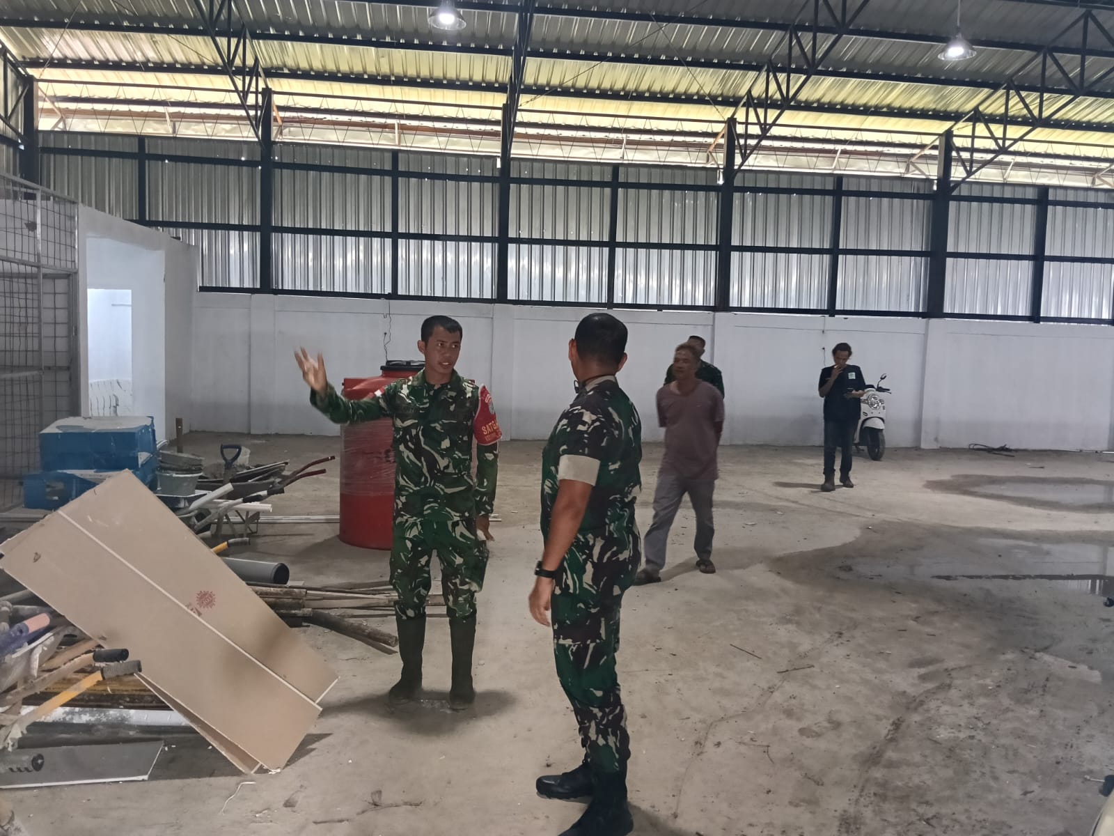 Dandim 1208/Sambas Tinjau Pembangunan Koperasi Desa/Kelurahan Merah Putih di Wilayah Kabupaten Sambas