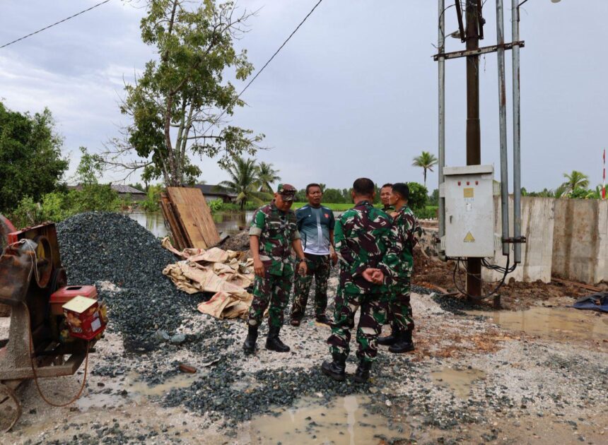 Dandenzibang Banjarmasin Tinjau Lokasi Pembangunan Jembatan Garuda di Desa Handil Labuan Amas