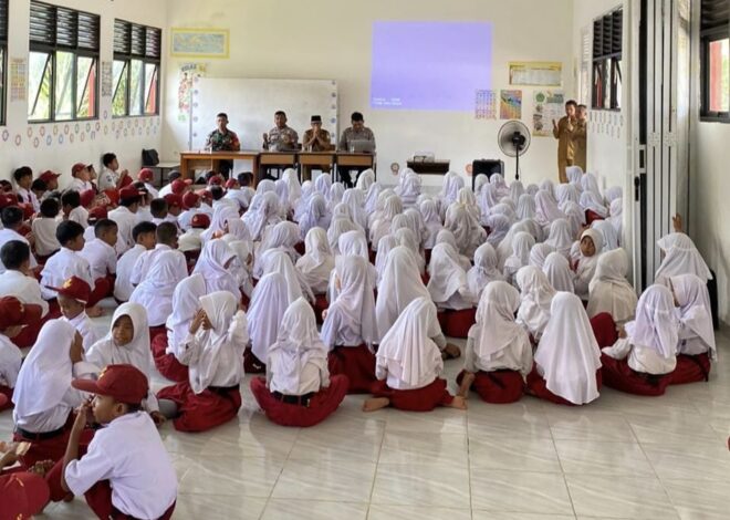 Pembinaan Karakter Pada Generasi Muda Koramil 02/Sejangkung Hadiri Penyuluhan Dampak Kenakalan Remaja Bagi Anak Usia Dini