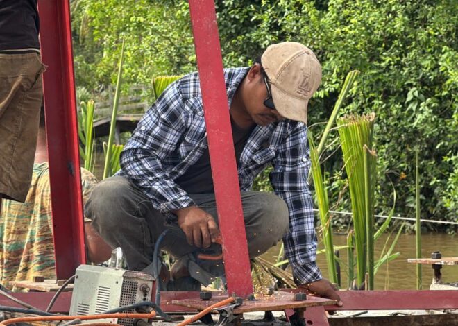 Kembali Datangkan Tenaga Ahli, Menara Pylon yang Sebelumnya Didatangkan Langsung Didirikan