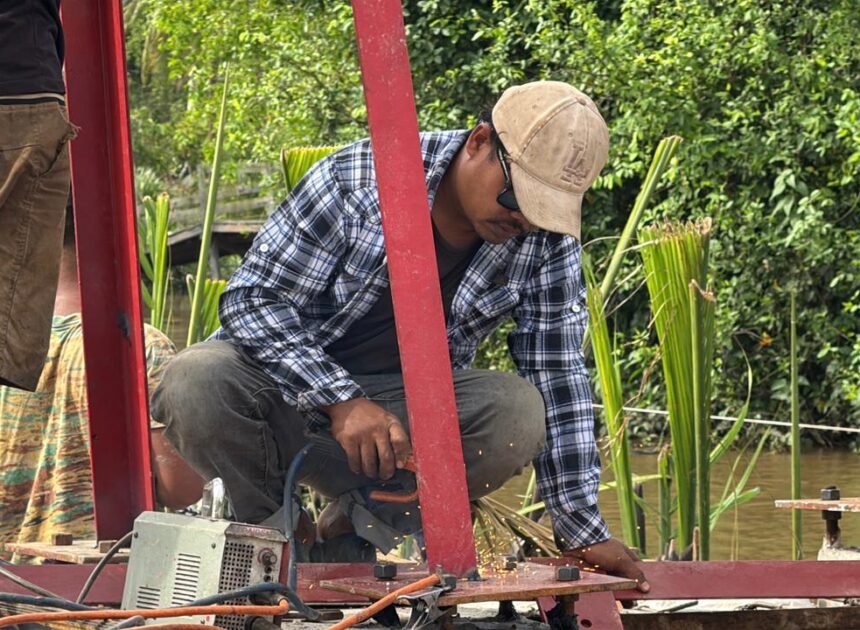 Kembali Datangkan Tenaga Ahli, Menara Pylon yang Sebelumnya Didatangkan Langsung Didirikan