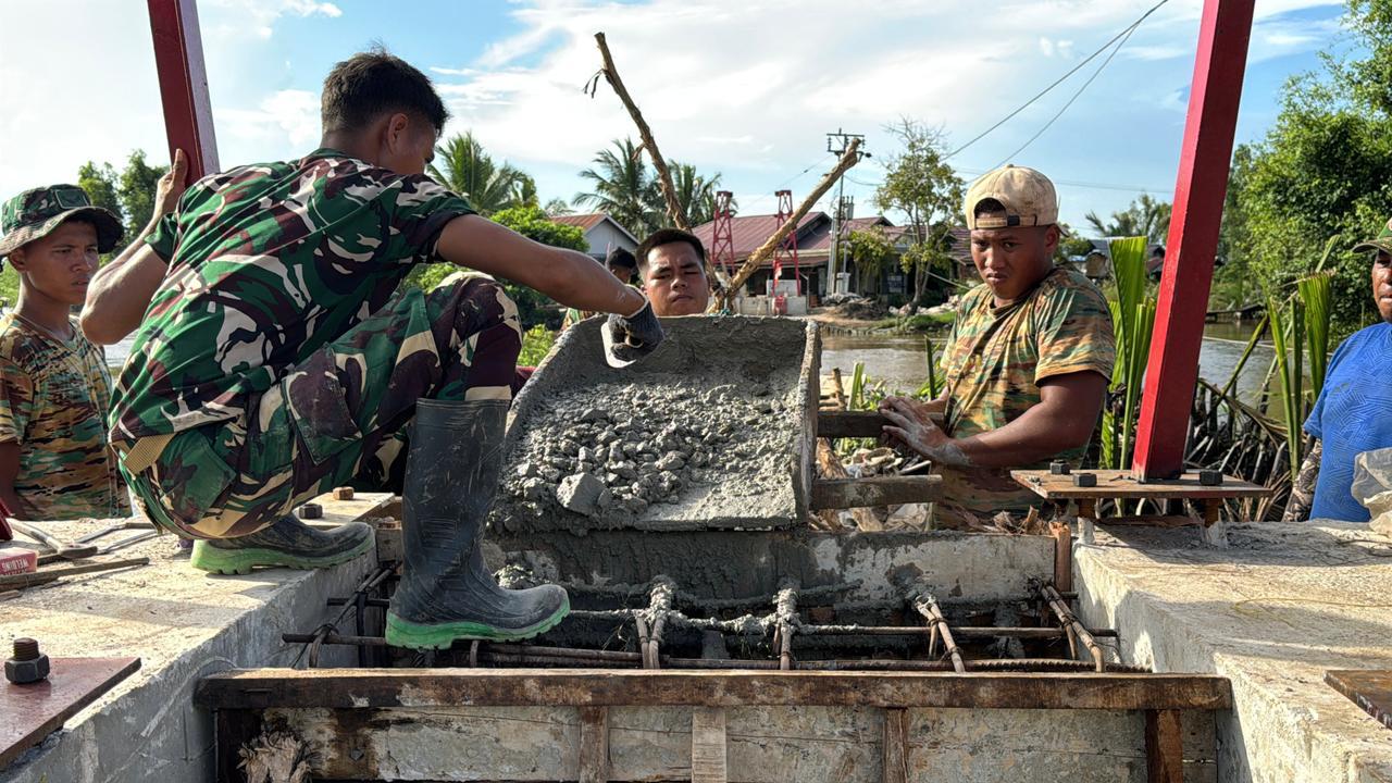 Angkur Box Mengeras Sempurna, Personel Kodim 1009/Tla Lanjutkan Pemasangan dan pengecoran Main Rope Bawah