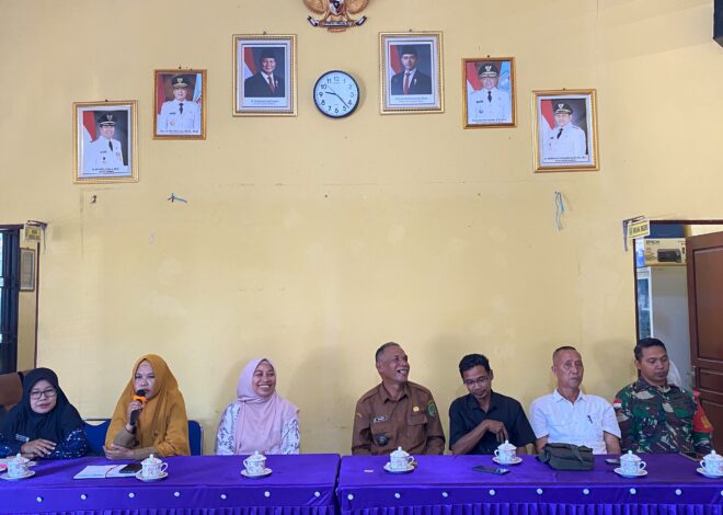 Bentuk Pengawasan Pembangunan Desa Babinsa Lumbang Hadiri Kegiatan Monitoring dan Evaluasi APBDes Wilayah Binaan